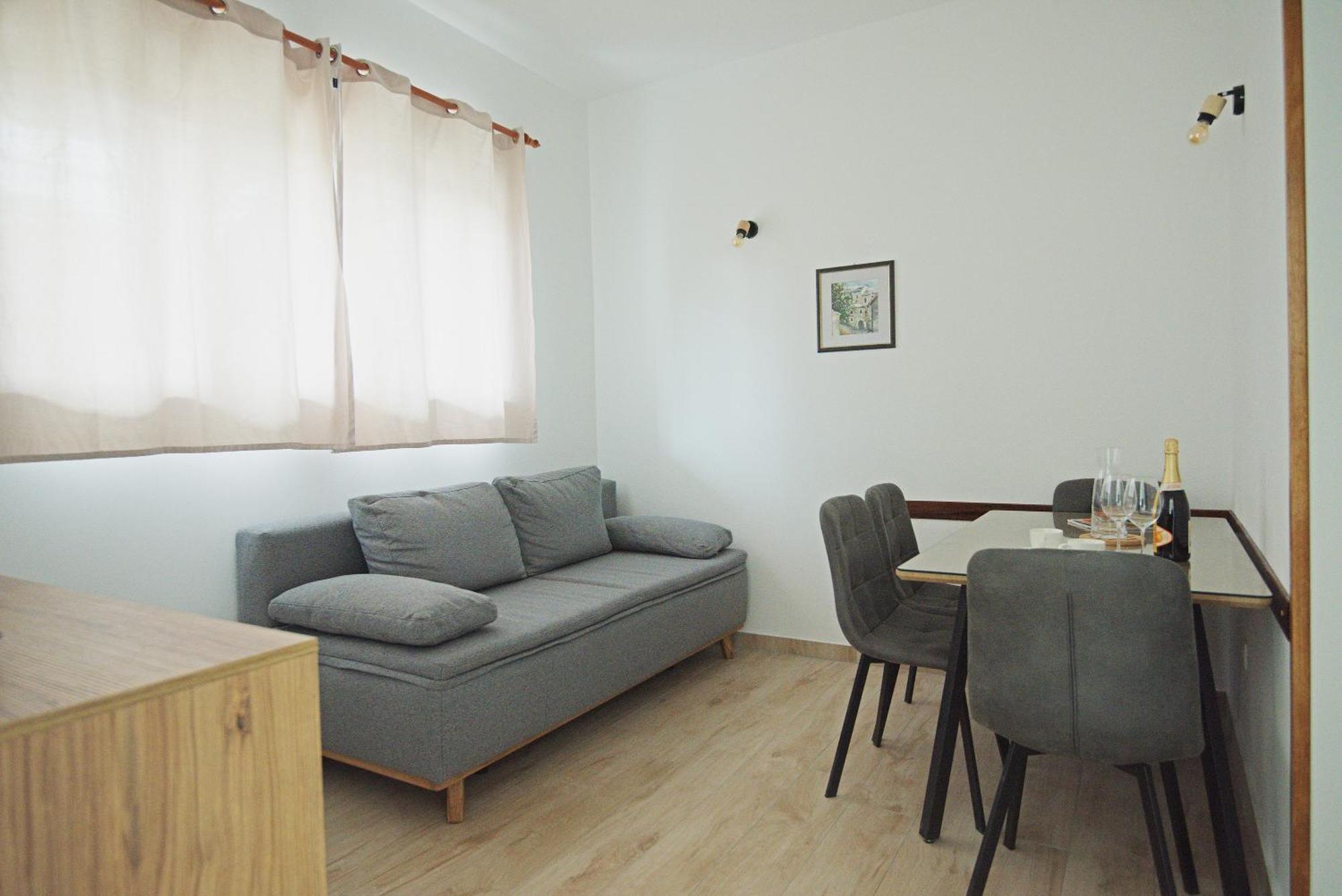 Apartmani Tomica Jesenice  Buitenkant foto